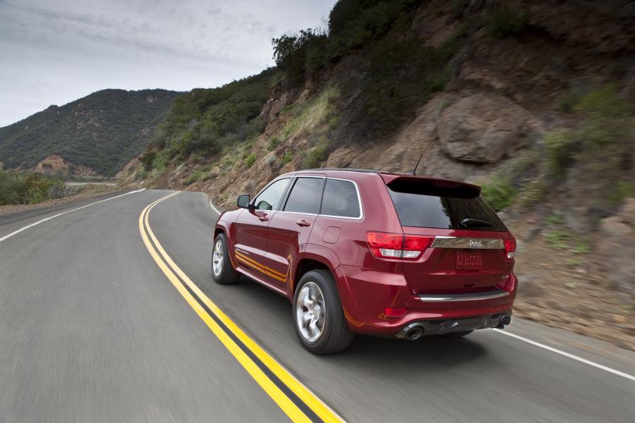  Jeep Grand Cherokee SRT8 2012 года  (фото 163 из 186)